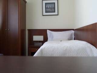Отель Astoria Bed & Breakfast Сважендз Одноместный номер-2